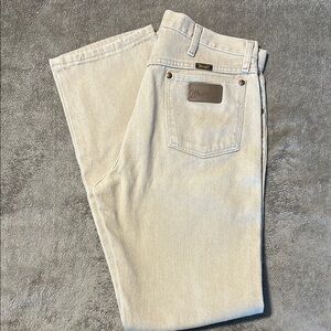 Wrangler Cowboy Cut 32x34 - 13MWZTN Cream Jeans